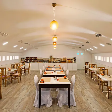 Отель Ira & - Adults Only