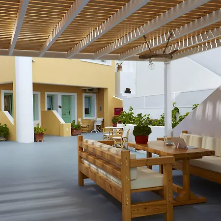 Ira & - Adults Only 4*