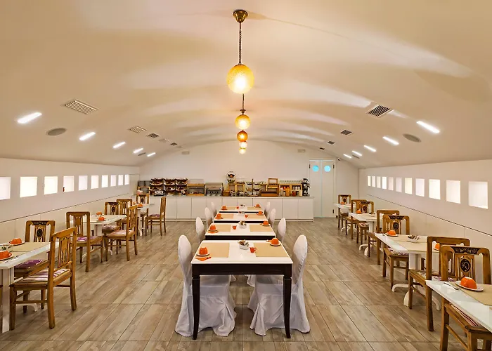 Hotel Ira & - Adults Only